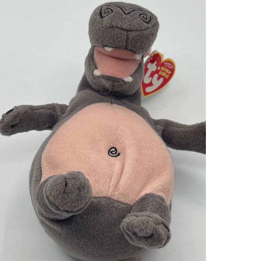 Ty Beanie Babies Gloria the Hippo Madagascar Escape 2 Africa Plush 2008 Grey